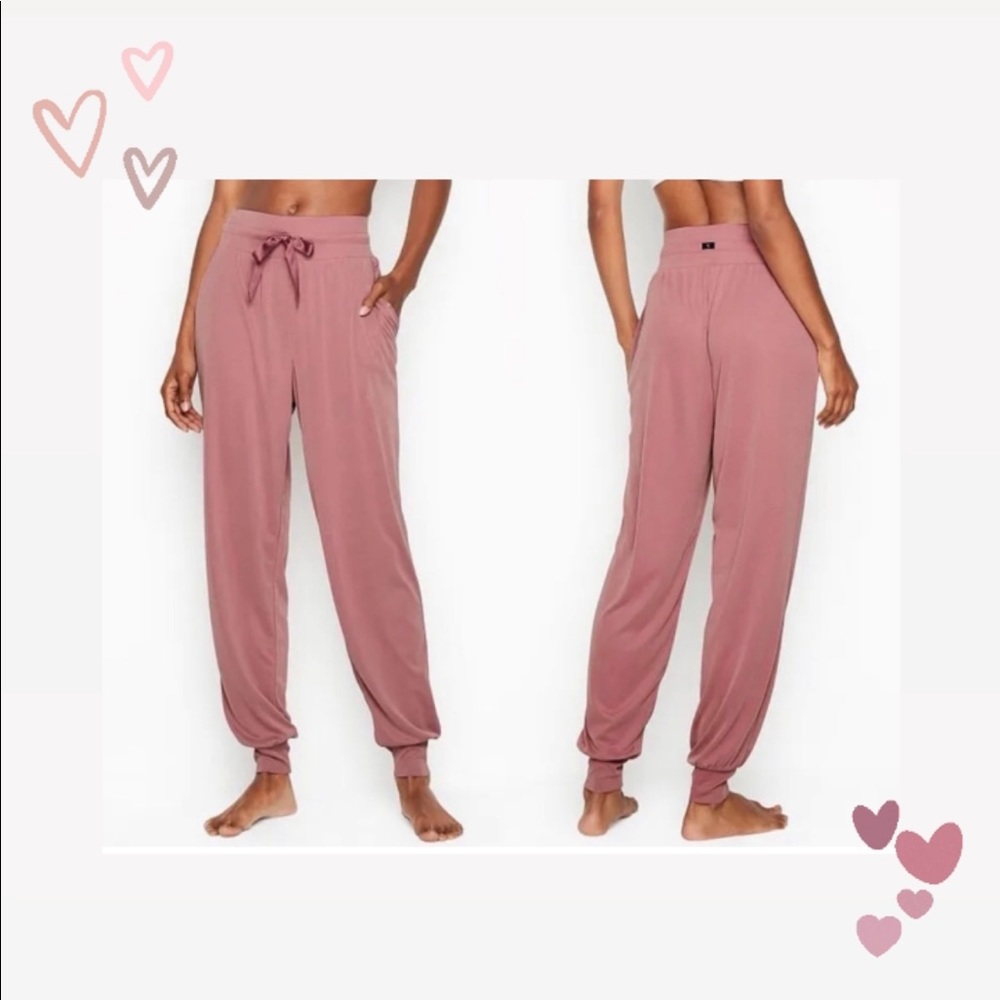 victoria’s secret blush pink joggers with pink satin drawstrings; size: S 🌸